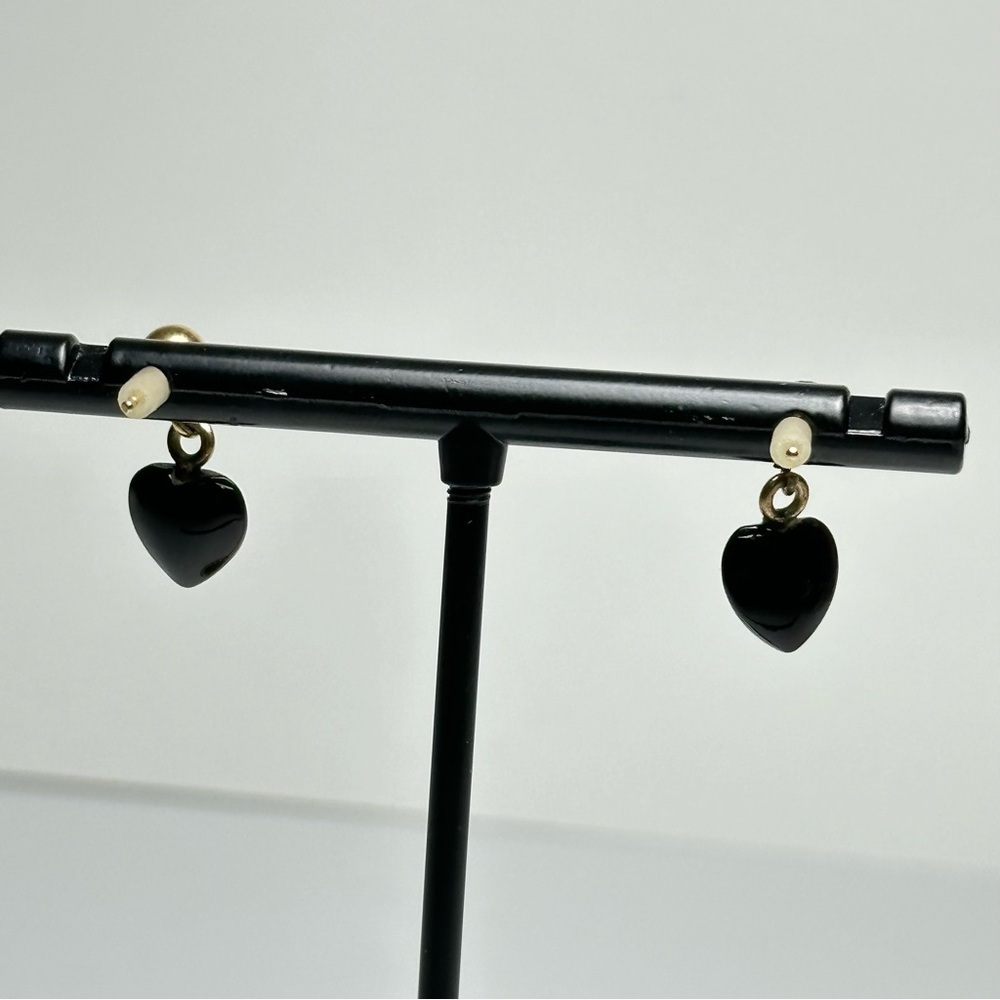 SOLD Antique 14K Solid Gold Stud Earrings w. Natural Onyx Hearts | Beautiful - Picture 5 of 7